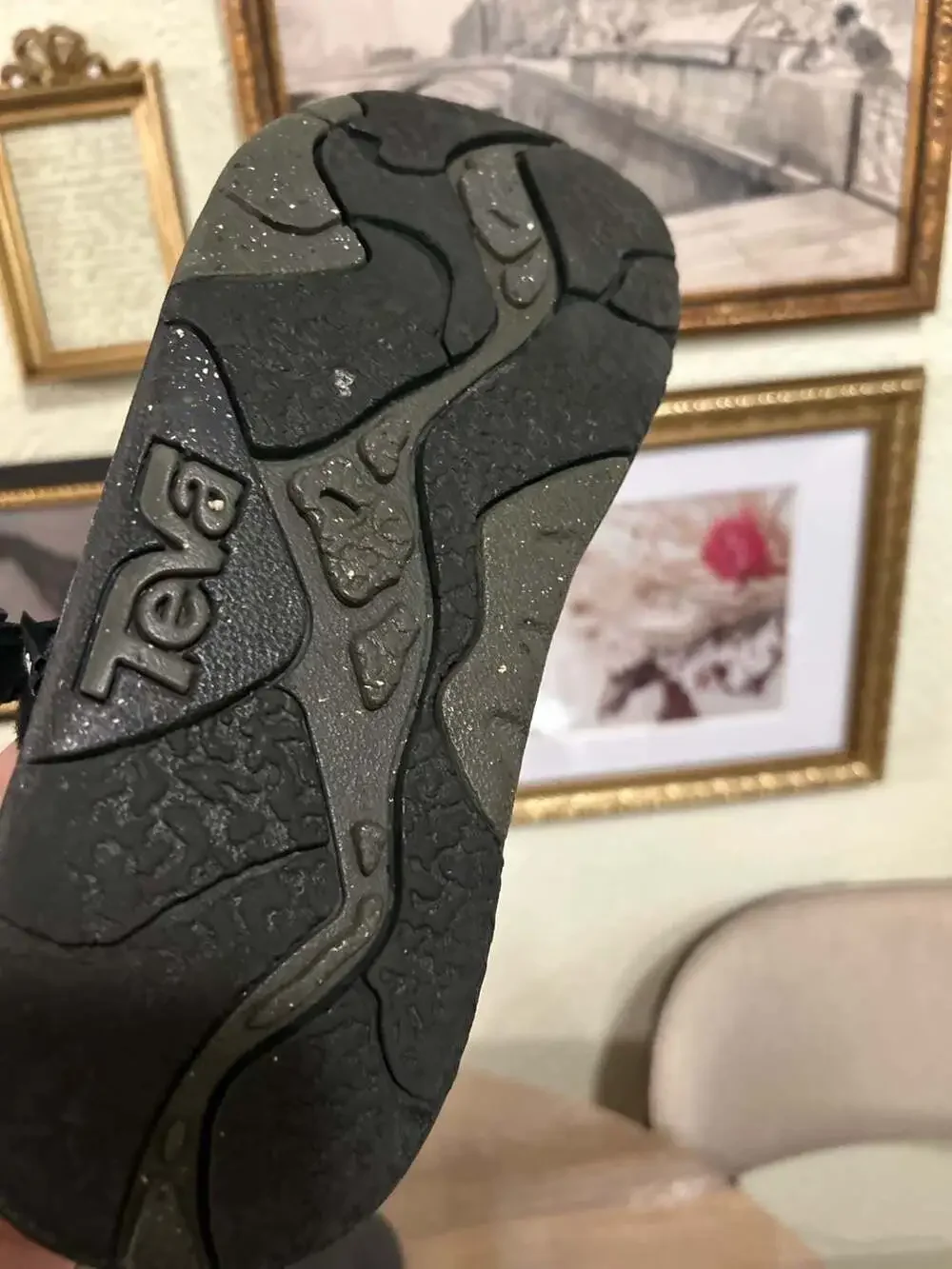 Vintage Men Teva Terradactyl Sport Sandals with Aztec Print Straps